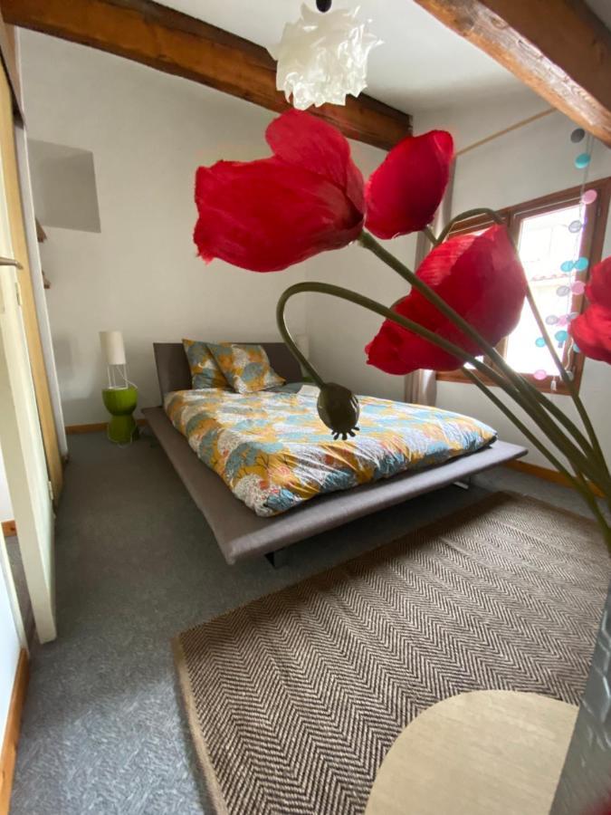 Duplex Arago Au Coeur De Sete, Comme Une Petite Maison Sète Exterior foto
