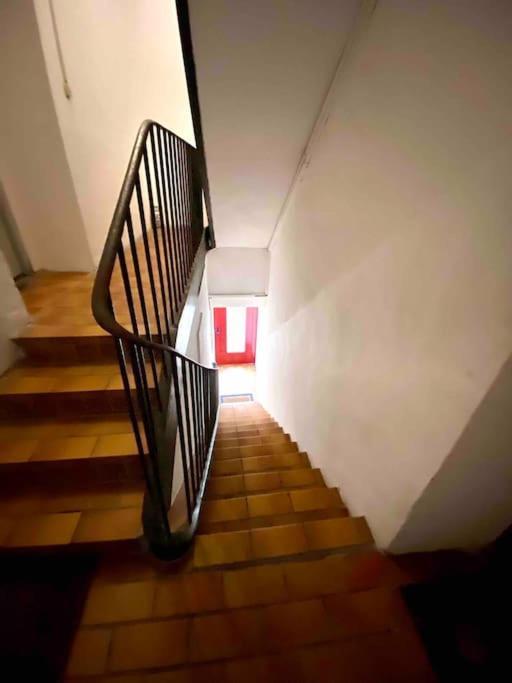 Duplex Arago Au Coeur De Sete, Comme Une Petite Maison Sète Exterior foto